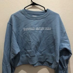 buffalo mountain cropped sweatshirt